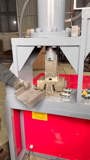 Mr. Wang | Channel steel chamfering machine, custom-made all kinds of ironwork machines.#hydraulieworker #lronworker #CuttingMachine... | Instagram