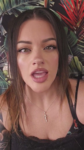 Bell Pepper or Capsicum? 😱 American vs Aussie Confusion! 🇺🇸🇦🇺 #Shorts