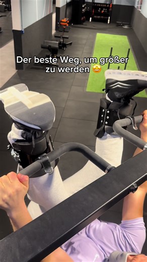 Wirbelsäulenentlastung mit Gravity Boots: So funktioniert's