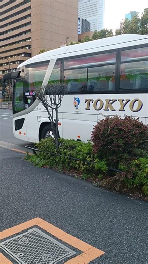 Tokyo City Bus Ride 🇯🇵 | Smooth Streets, Clean Views & Urban Life 🚍✨