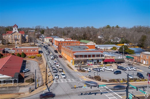 2553 Georgia 82, Jefferson, GA 30549 | Homes.com