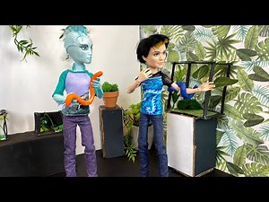 Jackson The Pet Sitter- A Monster High/Ever After High Stop Motion