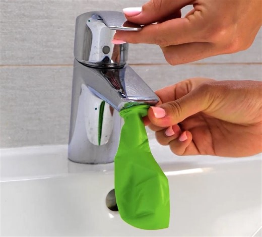 From Summer Fun to Runway Ready! Pool Inflatable Dress | 5-Minute Workouts