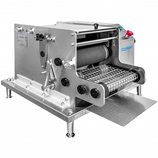 Tortilla Masters TM105 Ventura Flex Countertop Corn Tortilla Machine with 6" Cutter - 120V, 60W