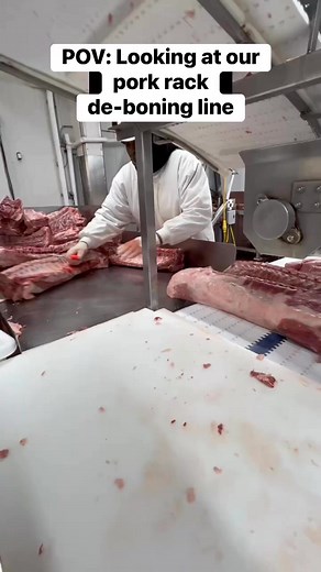 POV: you find yourself in our South plant here in Chicago and you’re watching pork racks go down the line to be cut and into pork loins, tenderloins, ribs, or even *boneless* loins. We do many different things with pork racks based on what our customers need! Ready for CMA to be your preferred pork protein partner? Our phones and inboxes are waiting for you! Contact us today!#pork #butcher #POV #meatprocessor #chicago | Chicago Meat Authority