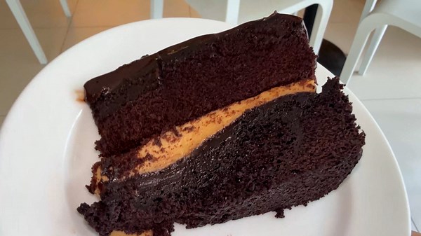 This is the GREATEST Dessert in Bacalod City Philippines!