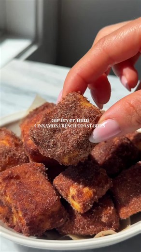 Mini Cinnamon French Toast Bites — Air Fryer Brioche Cubes