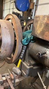 7.4K views · 175 reactions | Had to pull the head on the 5HP Galloway make & break engine serial no. 10931. #engine #workshop #piston #head #cylinder #repair #flywheel #one | Tractorman | Facebook