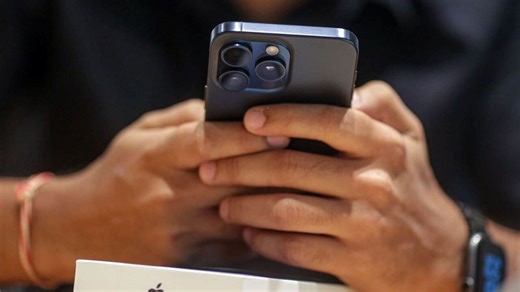 Apple users experience big problems following new iOS update