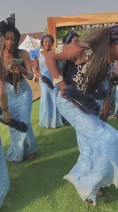 Ahhhh nsogbu 🔥🔥🔥 @bahd_deejaywillz Bride- @rophina_____ Groom- @raines.094x Event planner- @veezevents Dj- @bahd_deejaywillz Drummer- @official_primedrumz1 #rrexperience @igboweddingng | Igboweddingng