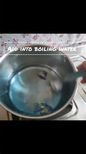 ✨Magical Color Changing Tea 💙💜 #HealthyDrinks #MagicalTea