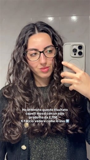 Altea Longhitano | La Tricologa con i capelli mossi on Instagram: "Fammi sapere cosa ne pensi e se la proverai ⤵️ @bellissimaimetec Diffon Supreme gifted 🔍 Sono Tecnica Tricologa e trasformo frustrazione in capelli sani, senza routine complicate. Seguimi! 📋 Prenota il tuo percorso tricologico (adatto a tutti) al link in bio. ➿Prenota una consulenza per valorizzare i tuoi capelli mossi al link in bio. 📖 Il mio “Manuale completo per capelli mossi: cura e styling”, senza falsi miti, tuo al link