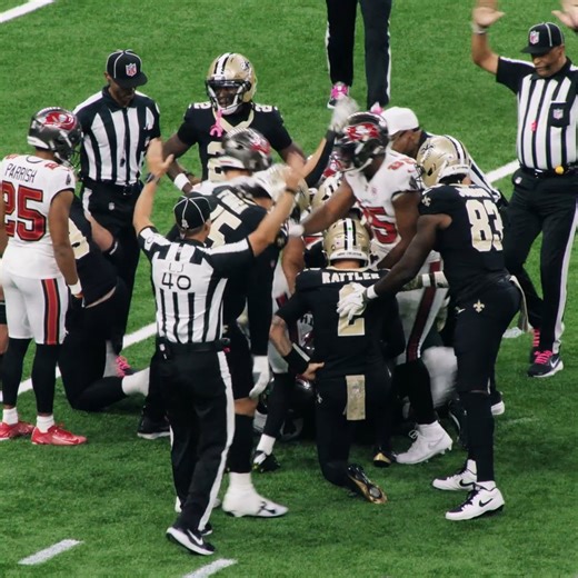 No Bucs game this weekend so enjoy these Anthony Nelson highlights from New Orleans 🤩 | Tampa Bay Buccaneers