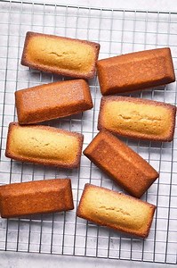 Financier (French Almond Cake) - Jaja Bakes -