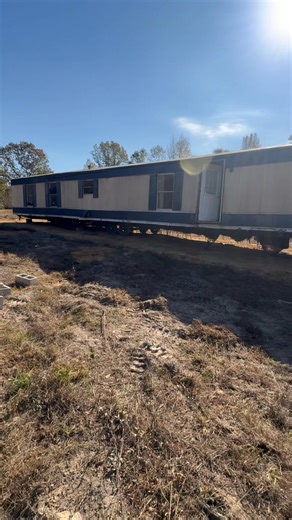 40 reactions · 11 comments | This crazy man if you don’t know how to make a pad stop getting folks money and making it look like this!! Leave the shit to the professionals | William Sanchez | Facebook