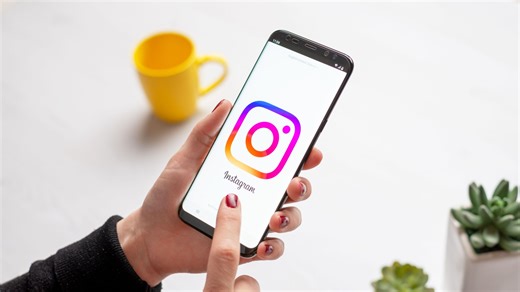 Instagram DOWN as thousands of users worldwide report outages