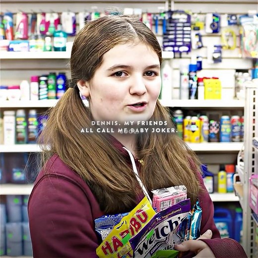 His way of chatting up girls is quite unique.😂#sehar #marriagecentre #birdtrend