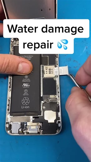 Here’s how we repair water damaged phones 💪 #fyp #foryoupage #techtok...