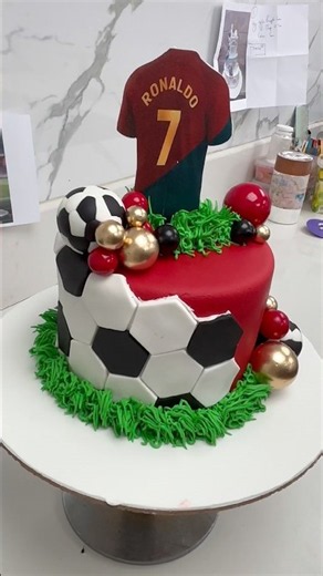 Beautiful football cake decorating ideas #football ##cricketthame #birthdaycake #viral #trendingcake