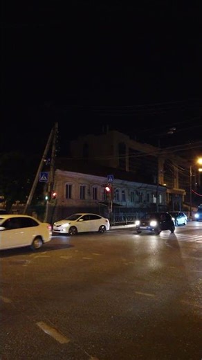 Night Traffic Flow 🚗🌃 | Relaxing City ASMR Shorts