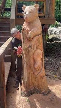 How to carve an oak tree into a bear for a cabin #asmr #woodworking #sculpture #chainsaw #stihl #art