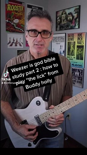 How to play the holy lick from Weezer a Buddy holly #shorts