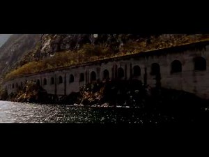 James Bond - Aston Martin opening chase - Quantum of Solace HD