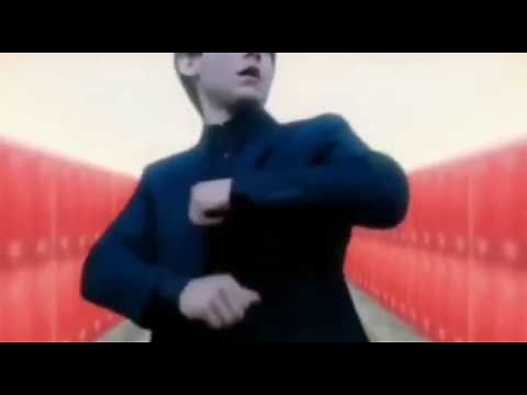 Ricardo Milos bailando con otros memes