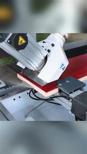 Door Frame Sawing and Milling Machine Processing Demonstration