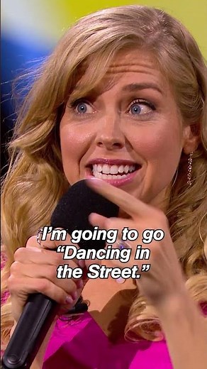 when everyone else sees the mistake but you don’t… 😅 #dontforgetthelyrics