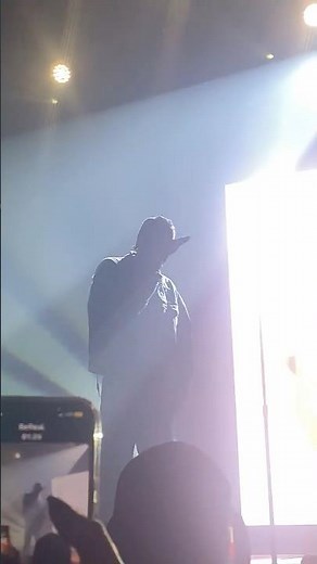 POV you’re at Daniel Caesar’s Intimate show, full videos on my channel #danielcaesar #rnb #livemusic