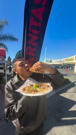 Christian Garcia on Instagram: "Crispy, juicy, straight-from-Michoacán carnitas dreams 🤤 Weekend plans? Handled. Fri–Sun from 9AM 🔥 👉 @carnitasvalley #lostangeles #WeekendEats #FoodieFinds #CarnitasValley"