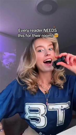 Send this to that that one reader friend! 🥹📖