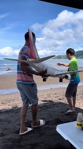 Maiden Flight of Engr. Ferbon's Boeing 737 RC Plane