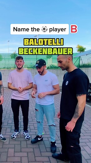 Name the ⚽️ players with B 😂 #funny #flag #flags #game #games #quiz #challenge #baggio #balotelli #beckham #beckenbauer #fyp #viral #trending #trendingsong #albania #albanese #albanian #italiano #italian #moldova #football #players