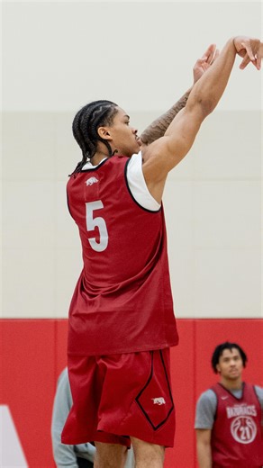 Work doesn’t stop on off days. 💪 See more on The Follow, only on Hogs . | Arkansas Razorback Men's Basketball
