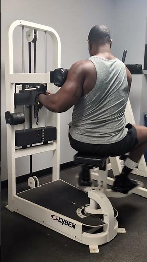 Let me teach and show y'all how to use the Torso Rotation machine #fitnessflow.live #bodybuilding