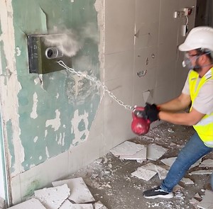 This Old Safebox Holds a Quiet Secret From Years Ago | 3-Minute Hacks