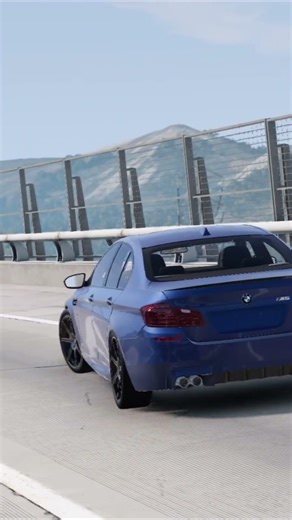 BMW M5 F10 vs TRAFFIC #shortvideo #bmw #beamng