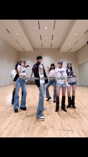 Lesserafim with bts and txt (bighit artist ♡♡♡♡♡ #lesserafim #bts #bangtan #txt #tomorrow_x_together #army #moa #kpopers #seokjin #jungkook #jhope #suga #yoongi #jimin #parkjimin #chaewon #kazuha #sakura #eunchae #manchae #yunjin #soobin #yeonjun #beomgyu #hueningkai #taehyun who haven't met #namjoon , #taehyung