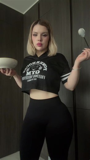 Os vídeos de Ssafiyaaxx (@safiiyaax) com suono originale - Fez3filmss