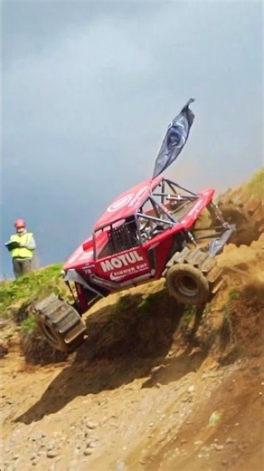 THE FOX SAVES AND FLIPS! #formulaoffroad #iceland #motorsport #offroadracing #offroad #sendit #flip