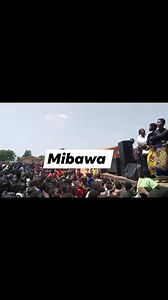 #ThomasChibadeFuneral #CeremonyUpdates Anthu ochuluka asonkhana pa bwalo la sukulu yapulaimale ya Chipala mu m'zinda wa Lilongwe akudzaperekeza thupi la malemu Thomas Chibade. Pakadali pano, oimba ena akuimba nyimbo za uzimu kudikila kuti mwambo uyambe. Wolemba Nenani Standi-Lilongwe. | Mibawa TV
