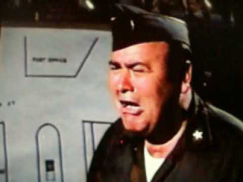 Jonathan Winters in VIVA MAX