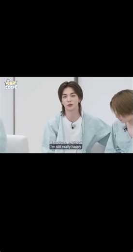 hyunjin being proud of his height🥺🫶🏽 🎬Spring Check-up Day #1 SKZ CODE Ep.95 #hyunjin #현진
