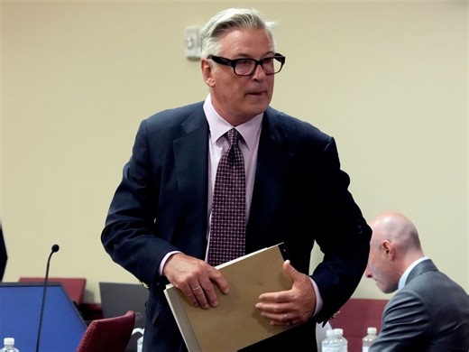 Alec Baldwin’s Rust trial starts with witnesses recalling chaotic set shooting