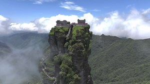 Feast your eyes on the magnificent scenery of Mount Fanjingshan in southwest China's Guizhou Province. It was listed as one of the World Natural Heritage sites in July 2018. #worldnaturalheritagesite #chinanaturalheritagesite #chinesenaturalheritagesite #MountFanjingshan #guizhou | wowourheritage