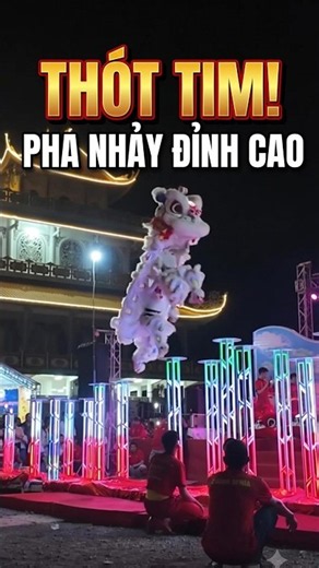Thót tim với 2 pha nhảy Mai hoa thung không tưởng tại chùa Minh Đức