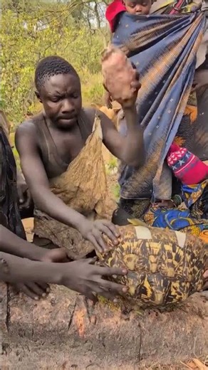 Traditional Survival Skills and Culture 🛖🐢| African Village Life