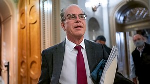 Sen. Mike Braun announces run for governor